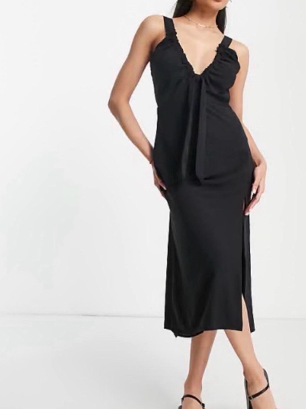Abercrombie & Fitch Black V-Neck Tie-Front Midi Dress